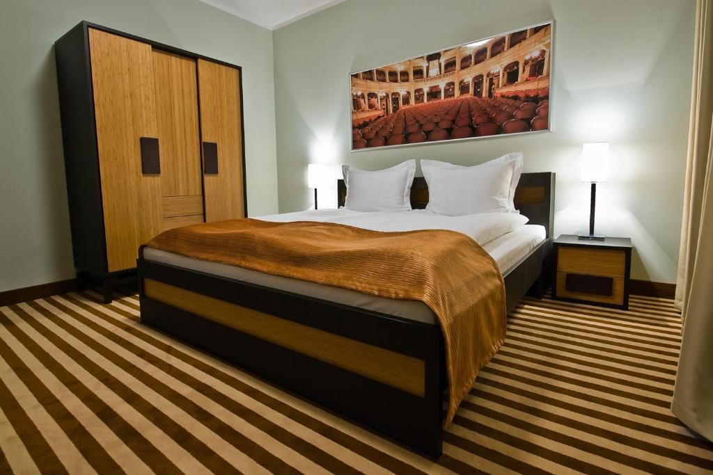 Hotel Poznański A2 Luboń Kültér fotó