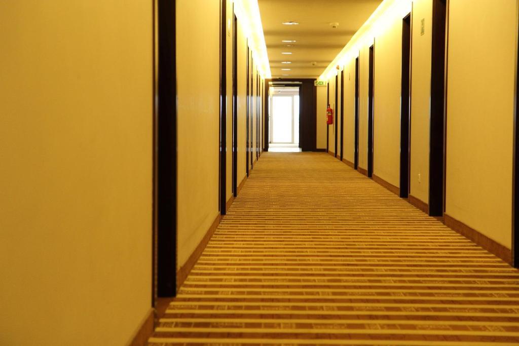 Hotel Poznański A2 Luboń Kültér fotó