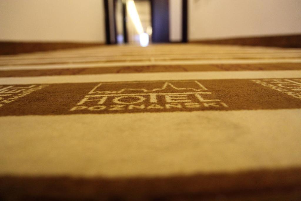 Hotel Poznański A2 Luboń Kültér fotó